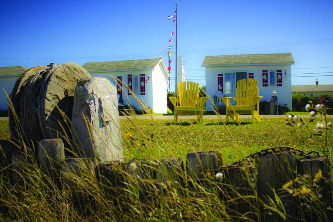 Les Cabines Du Phare Rimouski Exterior photo